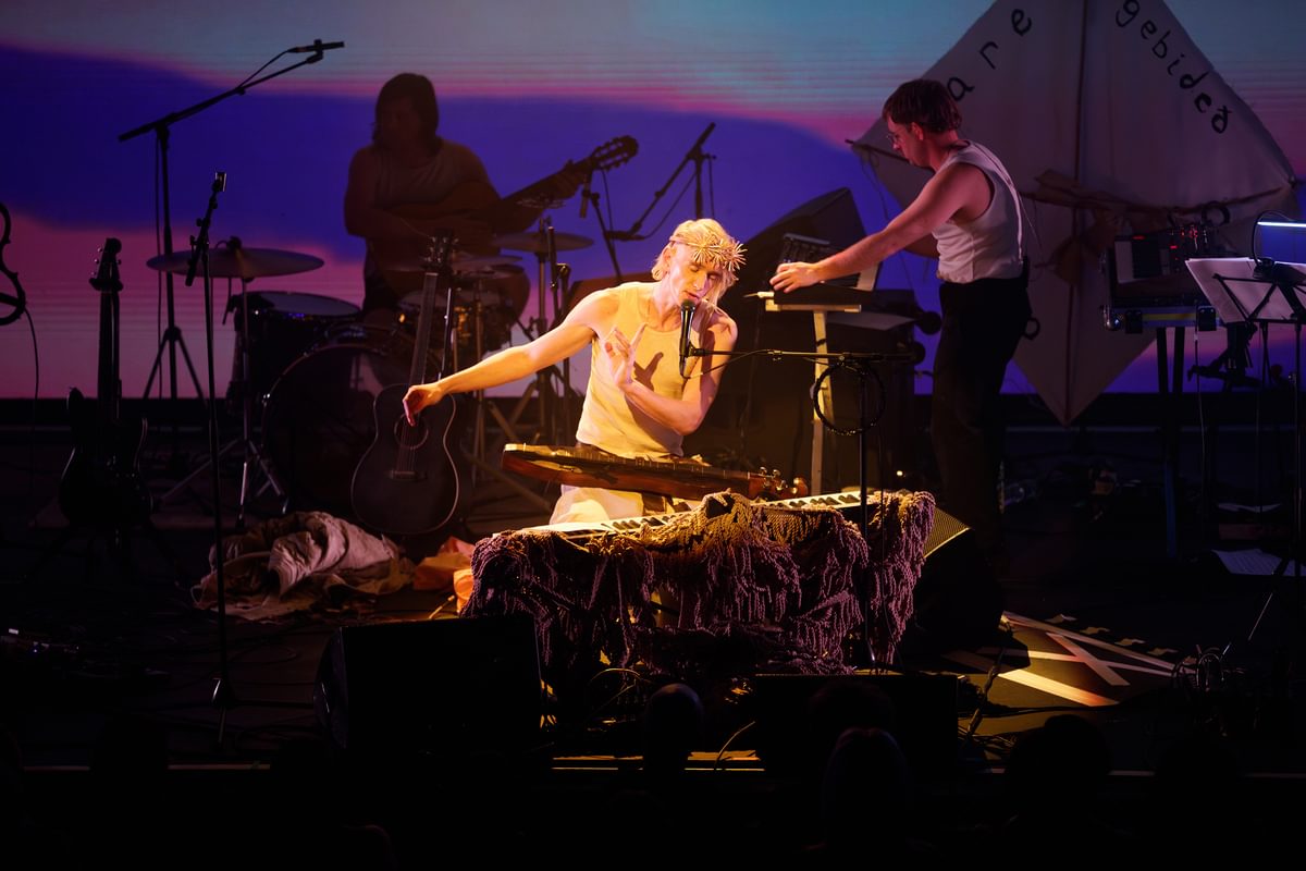 Patrick wolf here 2025 burak cingi13