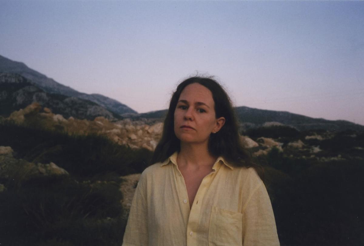 Alice Boman unveils tender new ballad "The More I Cry"