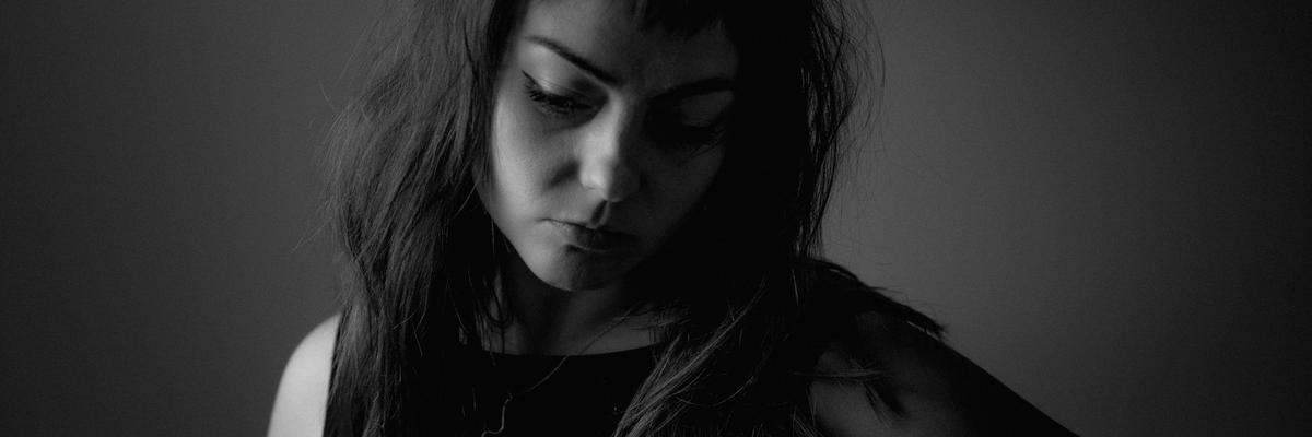 Angel Olsen by Parri Thomas for The Line of Best Fit 006