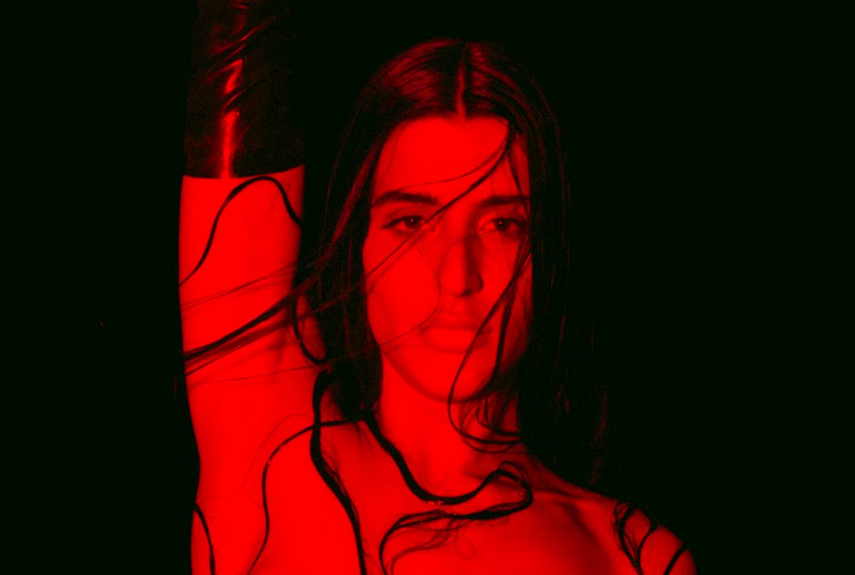 Arca red lighting hair