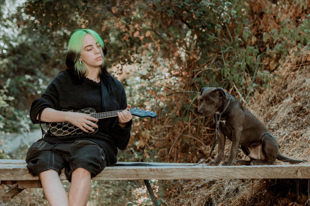 Billie Eilish with dog Shark Fender Signature Ukulele Photo Credit Matty Vogel 5