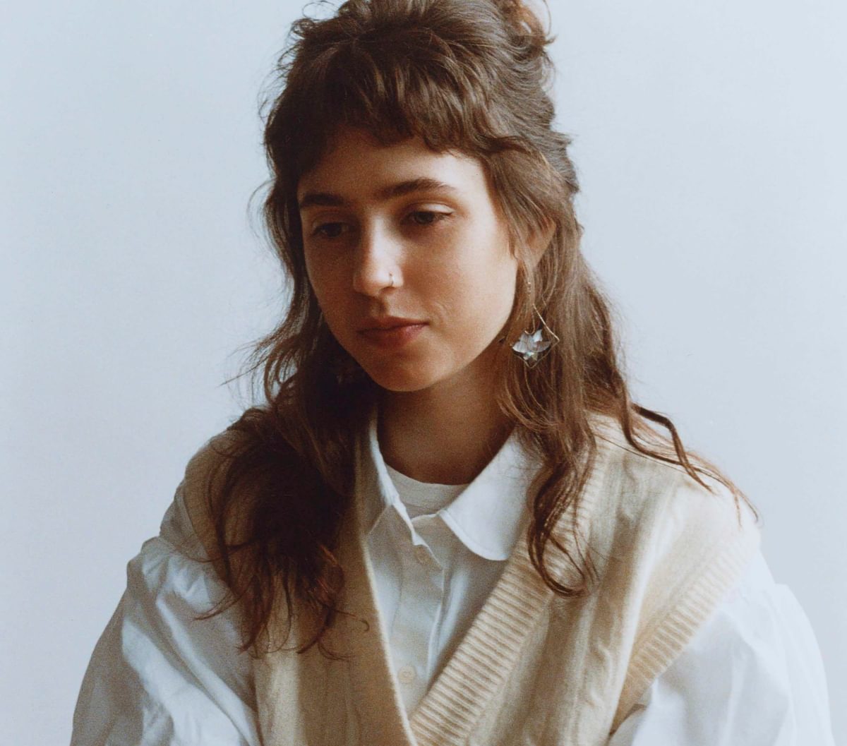 Clairo discusses friendship with Billie Eilish and Frank Ocean: "Those ...