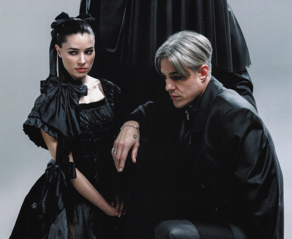 Confidence Man 3am La La La