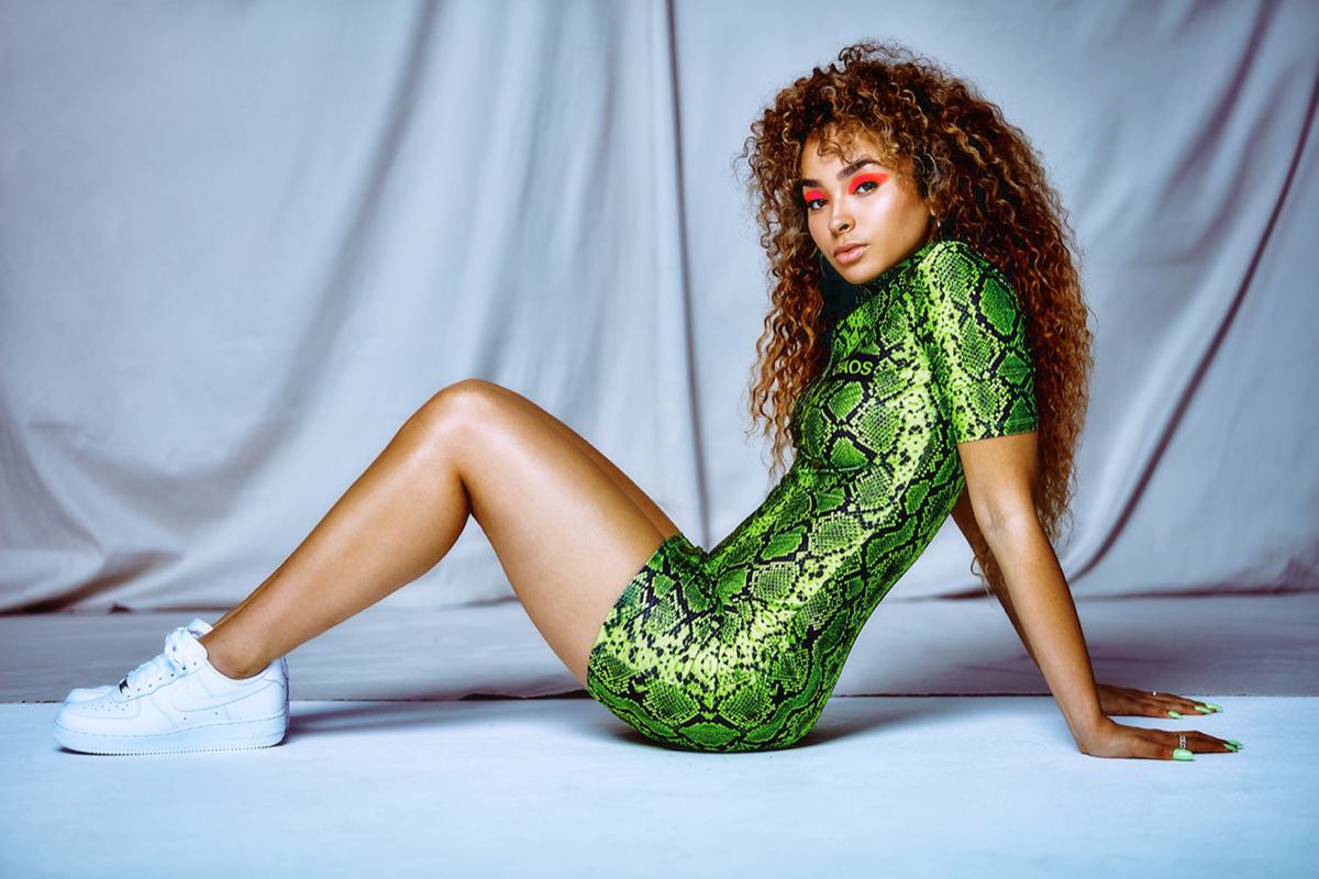 Ella Eyre Small 2