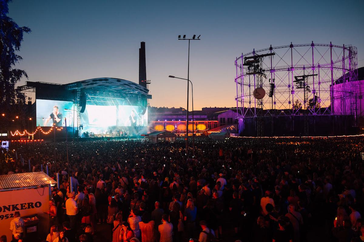 Flow Festival crowd main stage press shot