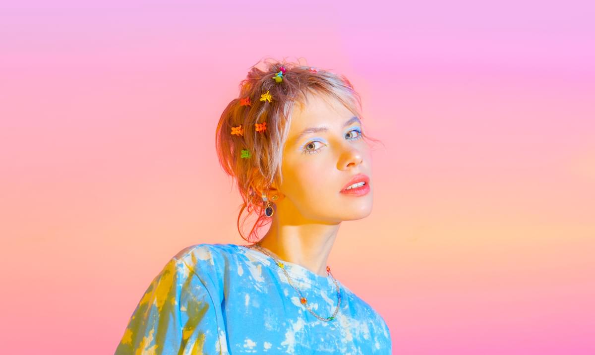 Kate NV neon hair clips pastel backdrop