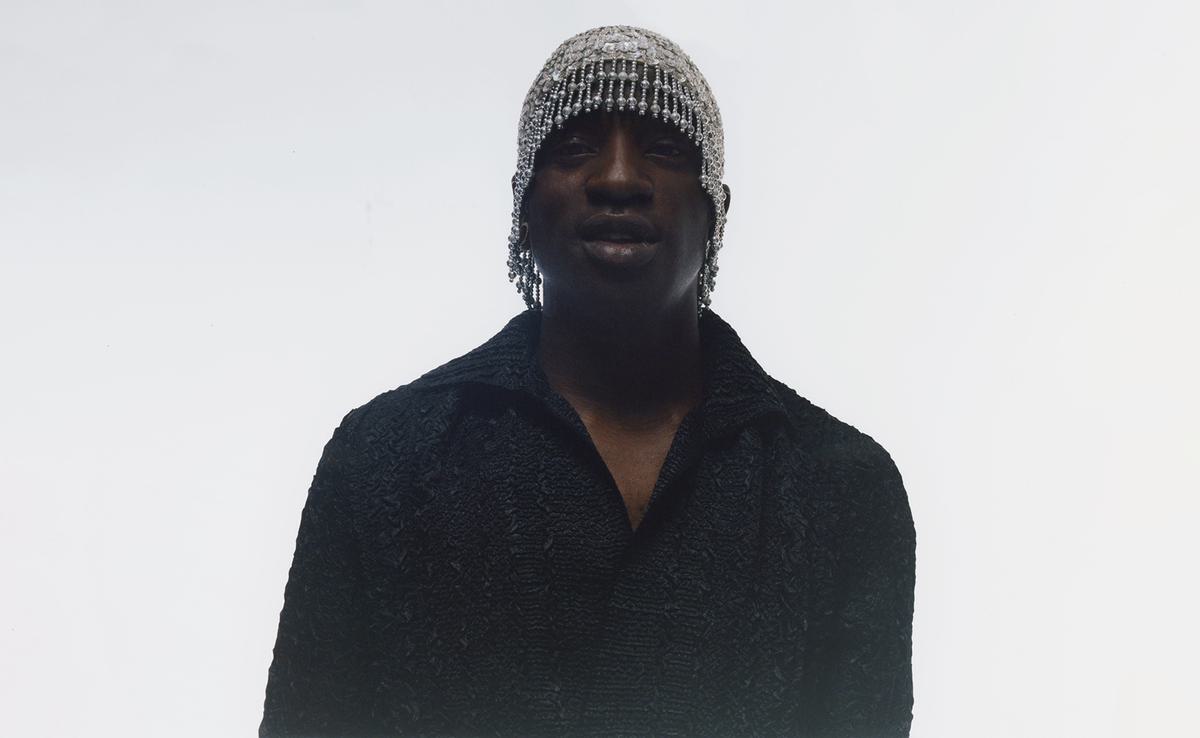 LR Petite Noir 300dpi 4 2