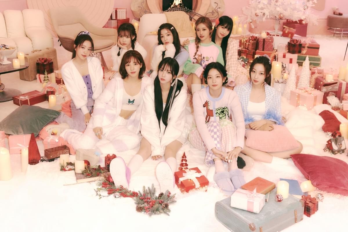 Red Velvet aespa Beautiful Christmas press shot