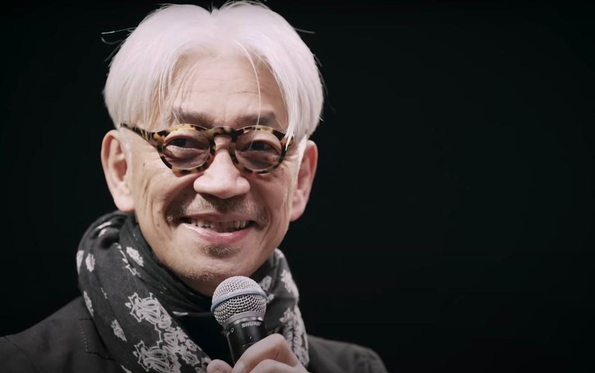 Ryuichi Sakamoto playing piano for the isolated youtube