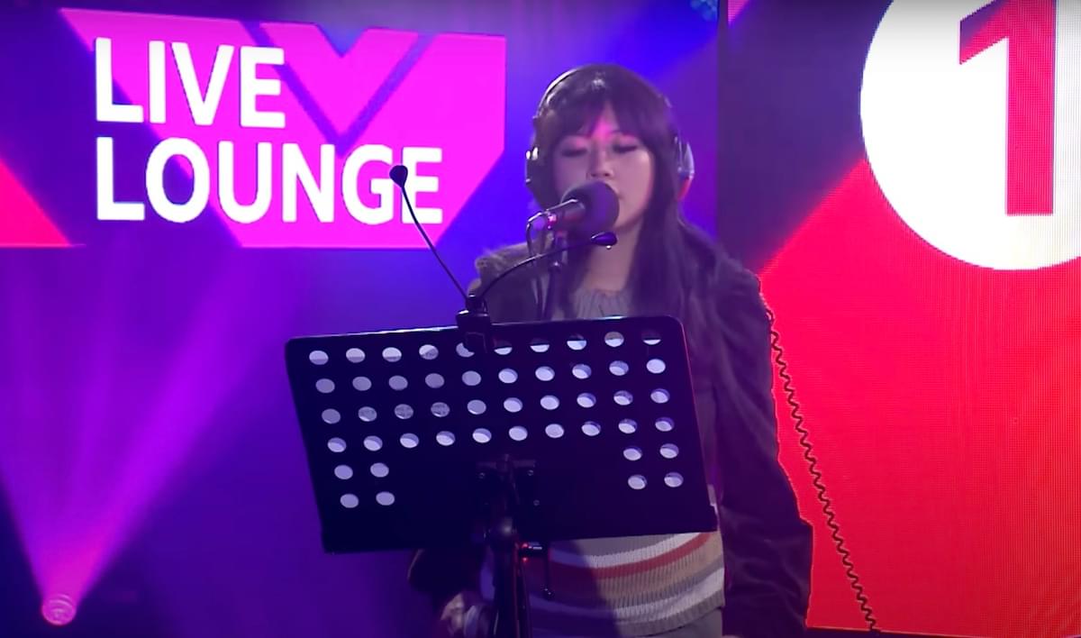 Beabadoobee A Thousand Miles cover BBCR1 live lounge