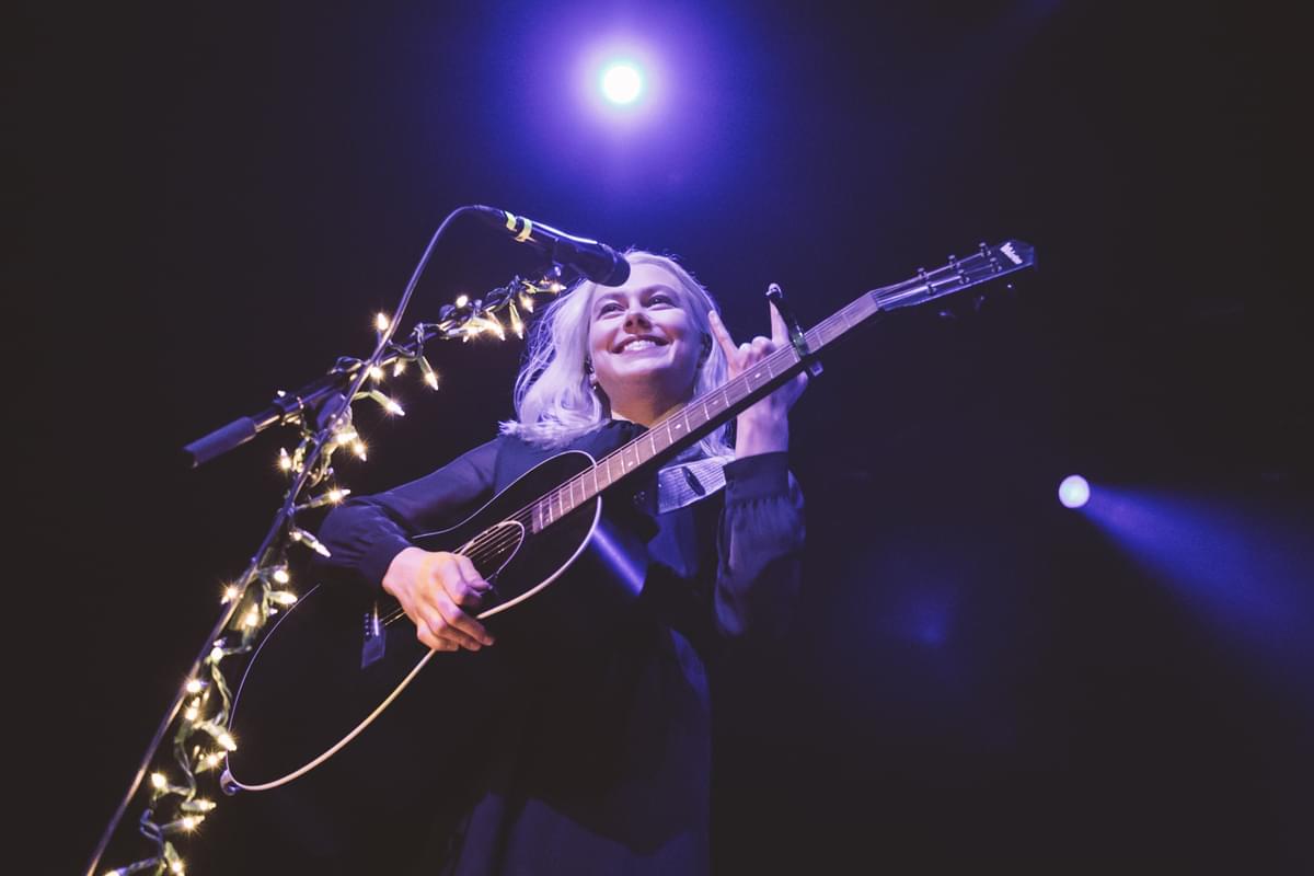 Boygenius Phoebe Bridgers at the Fox Theatre in oakland 181127 by Ian Young 09