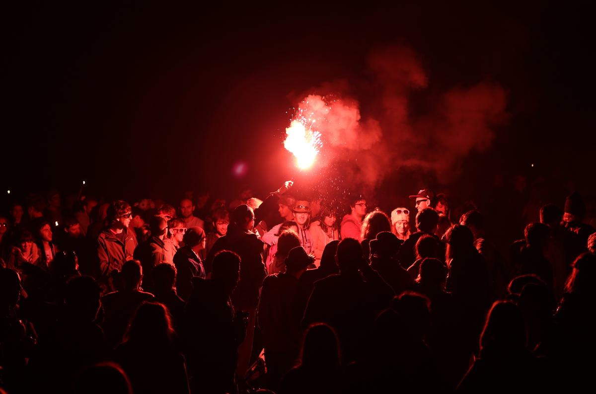 Flare glasto neal whitehouse piper