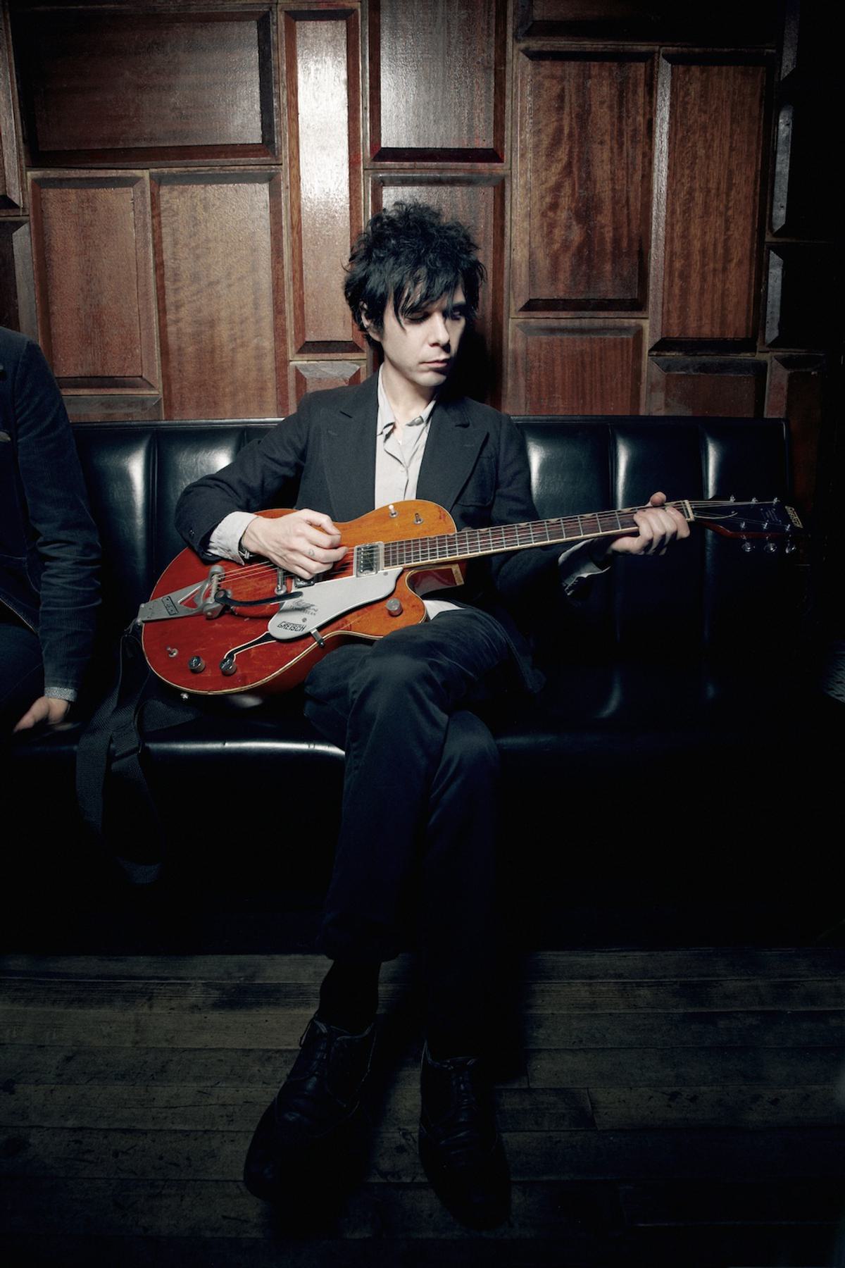 Nick zinner guitar