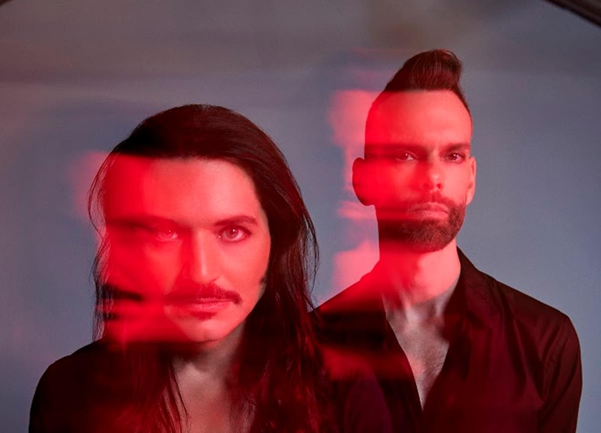 Placebo portrait with slow shutter effect