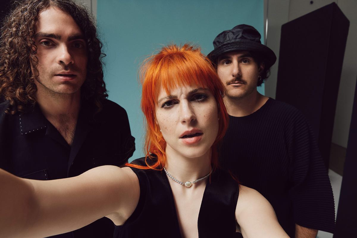 Hayley Williams channels her inner Beyoncé: Somebody's getting fired